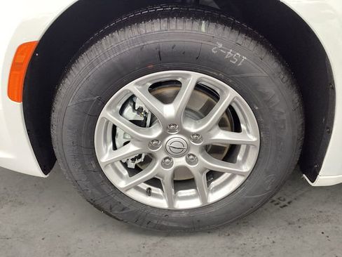 New 2026 Chrysler Pacifica Select image 15