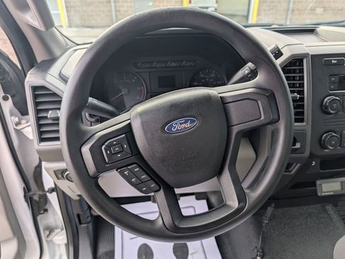 Used 2017 Ford F450 XL w/ Power Equipment Group image 21