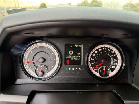 Used 2019 RAM 1500 Express AWD/4WD image 18