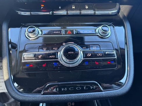 Used 2022 Lincoln Corsair AWD w/ Equipment Group 101A image 26