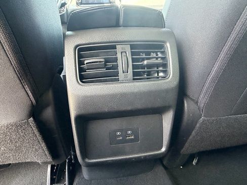 Certified 2023 Nissan Rogue SV FWD image 12