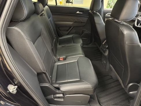 Used 2022 Volkswagen Atlas Cross Sport SEL AWD/4WD image 20