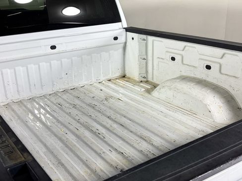 Used 2022 Chevrolet Silverado 2500 Custom w/ Custom Value Package AWD/4WD image 20