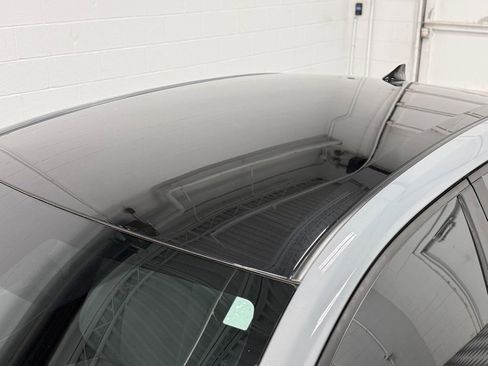 Used 2022 Toyota Corolla SE w/ Carpet Mat Package (TMS) image 11