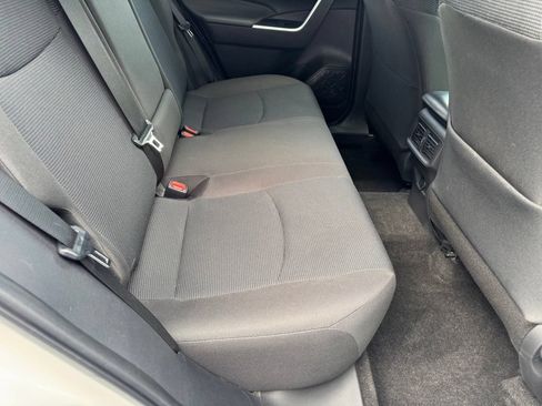 Used 2023 Toyota RAV4 LE AWD/4WD image 27