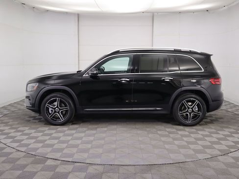 New 2026 Mercedes-Benz GLB 250 image 8