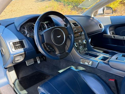 Used 2015 Aston Martin DB9 Coupe image 27