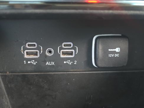 Used 2023 Jeep Grand Cherokee L Laredo AWD/4WD image 20