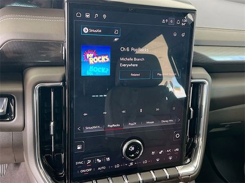 New 2026 GMC Yukon XL Elevation w/ Elevation Premium Package image 10