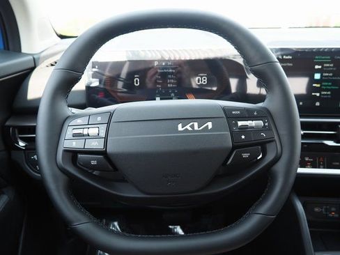 New 2026 Kia Sportage EX w/ EX Panorama Roof Package image 24