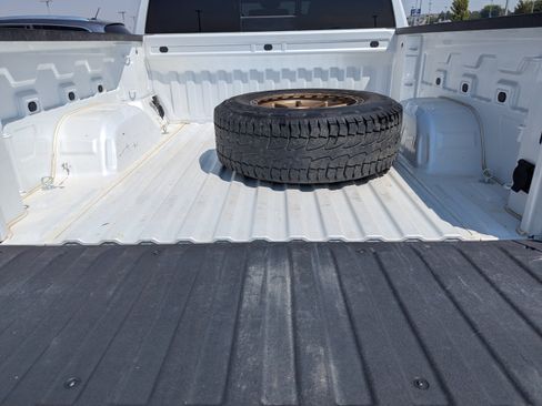 Used 2020 Chevrolet Silverado 1500 LTZ w/ LTZ Premium Package AWD/4WD image 34