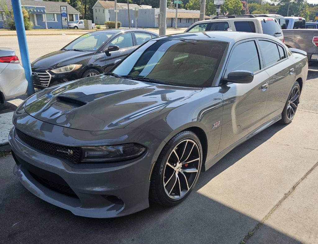 Used 2017 Dodge Charger R/T Scat Pack w/ Technology Group RWD image 1