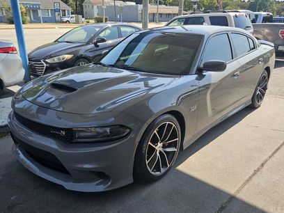 Used 2017 Dodge Charger R/T Scat Pack w/ Technology Group