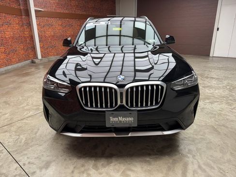 Certified 2024 BMW X3 xDrive30i w/ Premium Package image 8