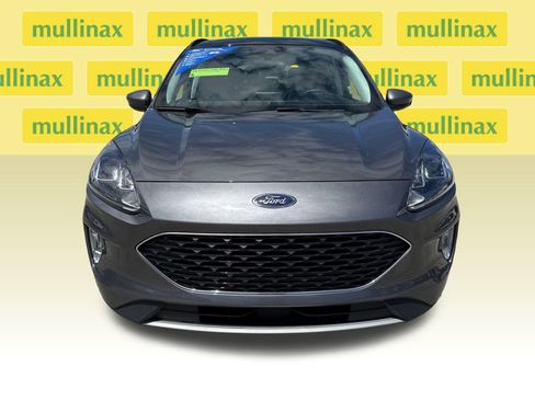 Used 2022 Ford Escape SEL image 12