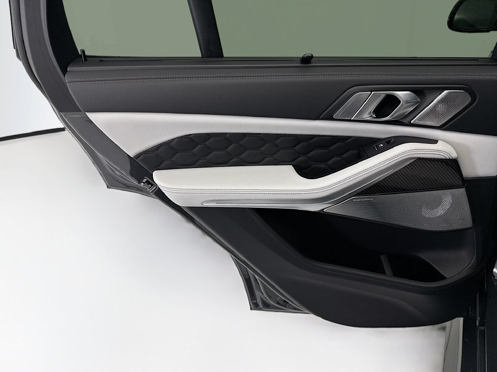 New 2026 BMW X5 M Competition w/ Executive Package AWD/4WD image 25