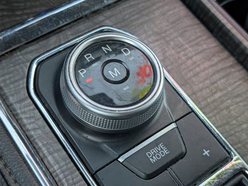 Used 2021 Ford Expedition Max Limited image 29