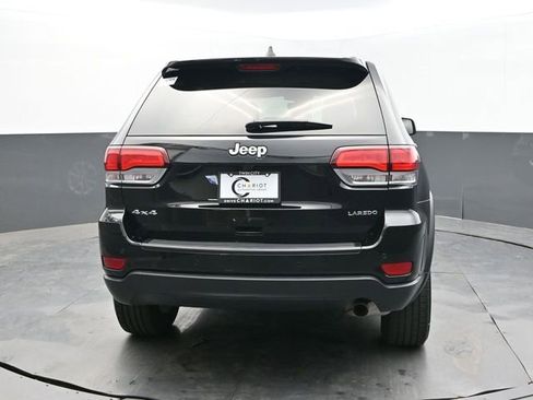 Used 2022 Jeep Grand Cherokee Laredo E AWD/4WD image 5