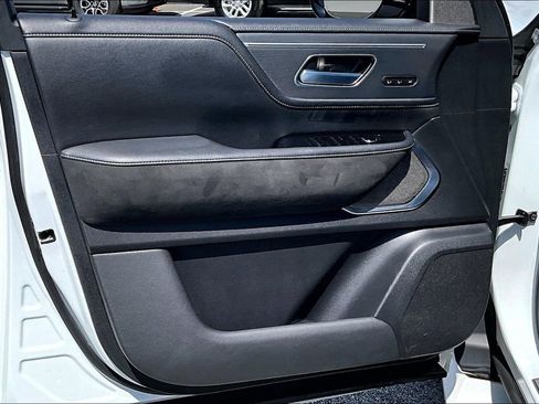 Certified 2025 INFINITI QX80 Sensory AWD/4WD image 24