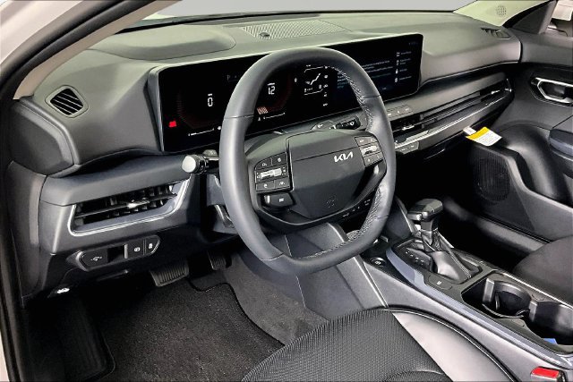 New 2026 Kia K4 EX FWD image 8