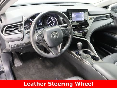 Used 2023 Toyota Camry SE image 13
