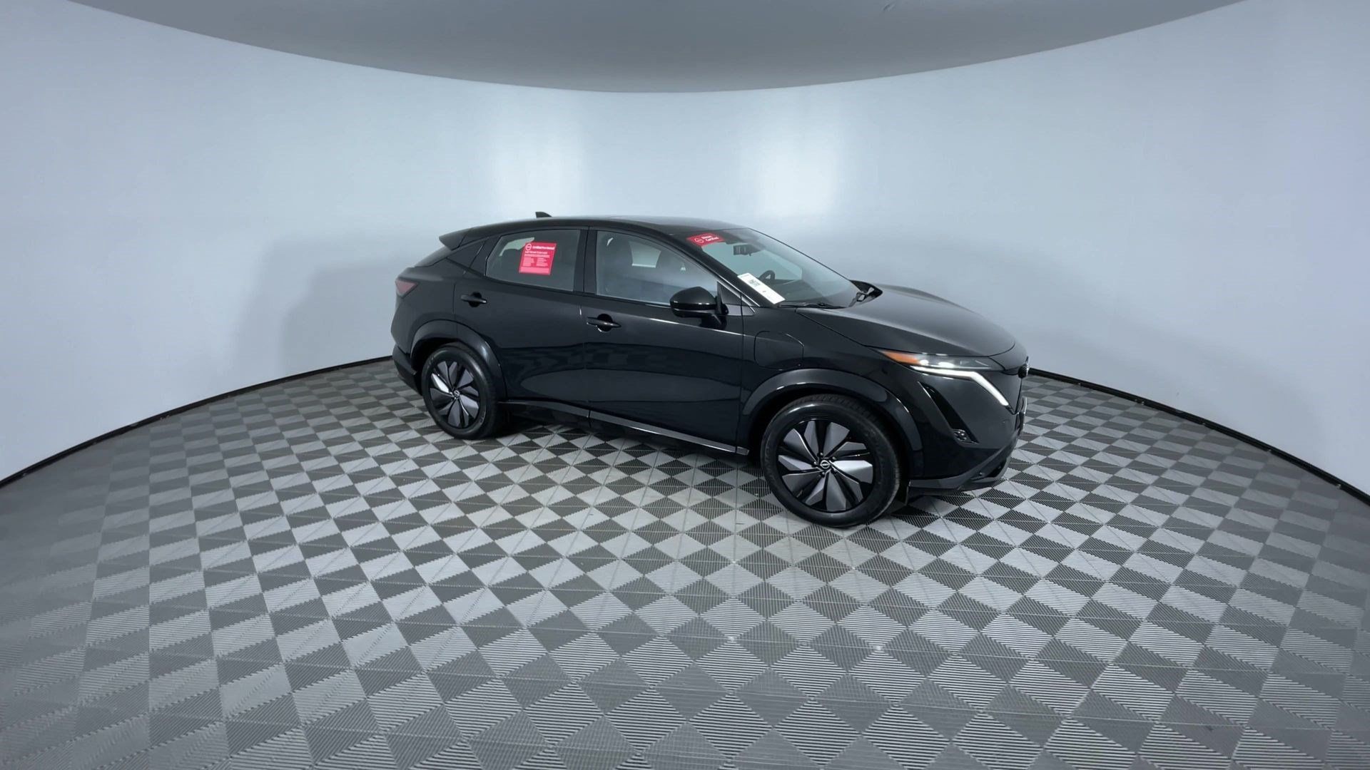Certified 2024 Nissan Ariya AWD image 2