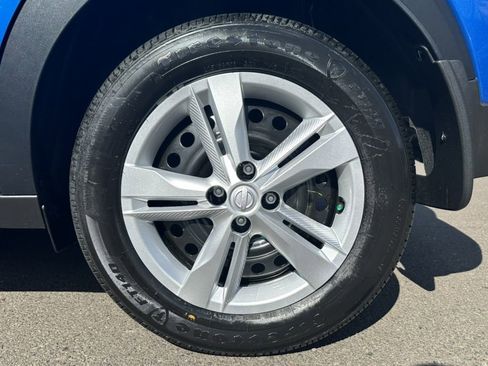 New 2025 Nissan Kicks Play S image 12