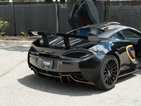Used 2020 McLaren 620R RWD image 36