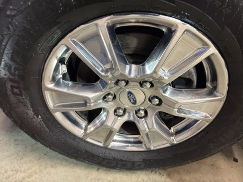 Used 2017 Ford F150 XLT w/ Equipment Group 302A Luxury image 28