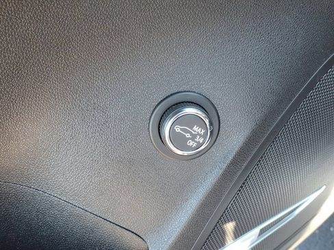 Used 2024 Buick Envision Preferred AWD/4WD image 15