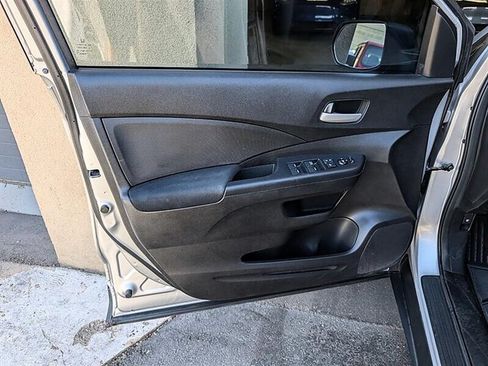 Used 2016 Honda CR-V LX image 18