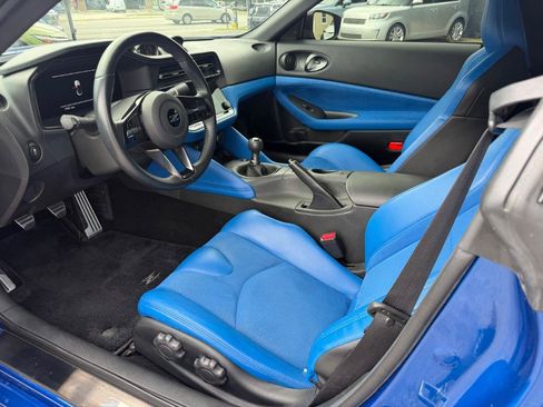 Used 2024 Nissan Z Performance w/ Floor Mat Package RWD image 11