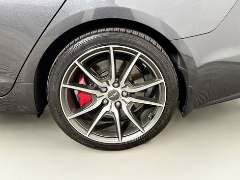 Used 2020 Genesis G70 3.3T w/ Prestige Package AWD/4WD image 31