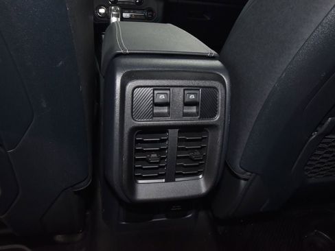 Certified 2025 Ford Bronco Badlands AWD/4WD image 19
