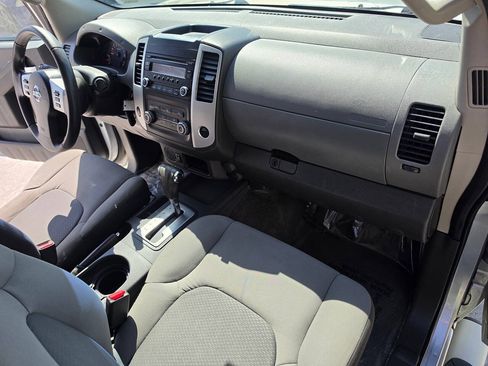 Used 2015 Nissan Xterra X RWD image 33
