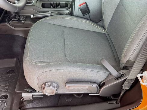 Used 2025 Jeep Wrangler Sport image 21