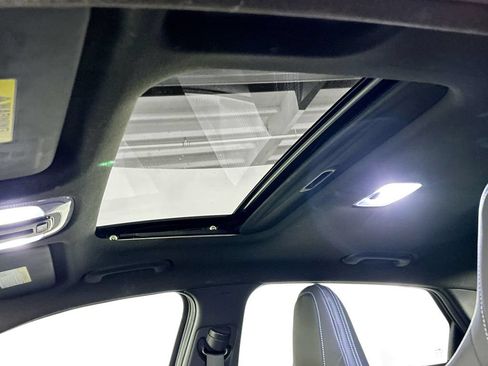 Used 2022 Hyundai Elantra N FWD image 19