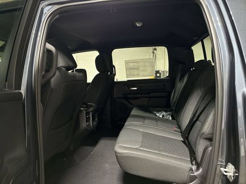 New 2026 RAM 1500 Express AWD/4WD image 22