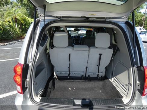 Used 2011 Dodge Grand Caravan Mainstreet w/ PWR Convenience Group FWD image 14