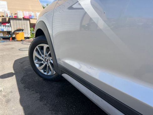 Used 2018 Hyundai Tucson SEL FWD image 29