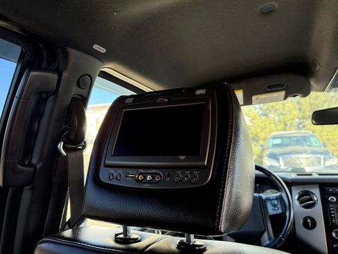 Used 2014 Ford Expedition EL Limited image 26