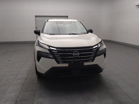 Used 2024 Nissan Rogue S AWD/4WD image 14