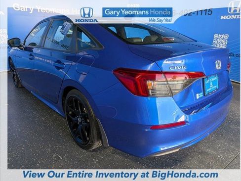 Used 2024 Honda Civic Sport image 9