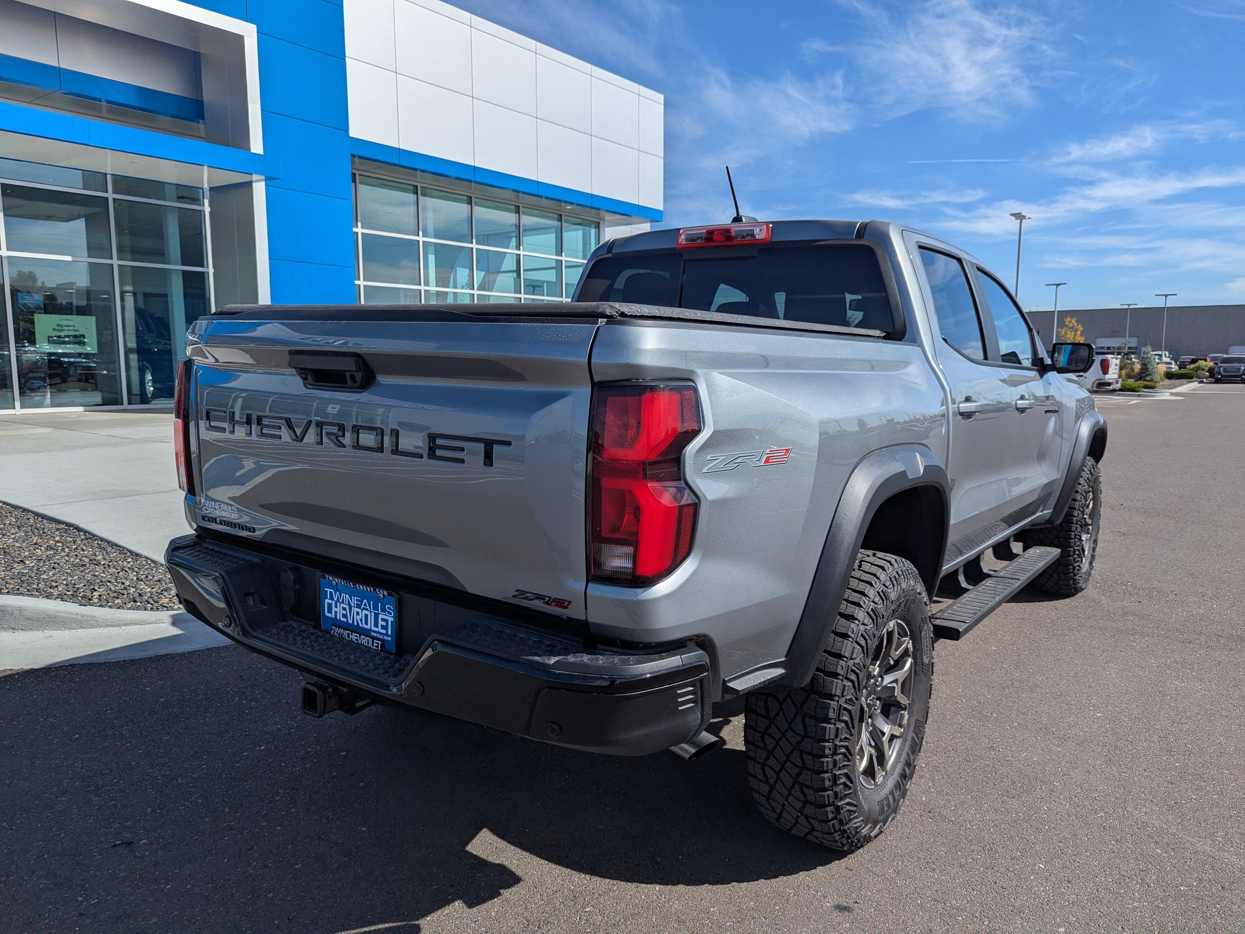 Certified 2026 Chevrolet Colorado ZR2 w/ Technology Package AWD/4WD image 40