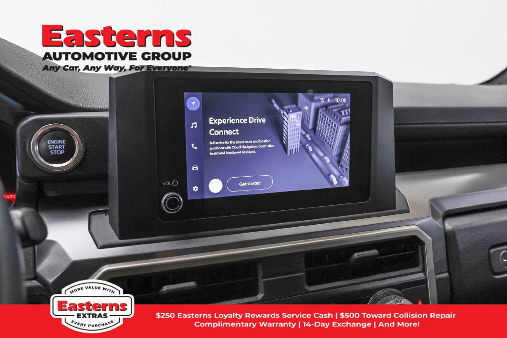 Used 2025 Toyota 4Runner SR5 AWD/4WD image 19
