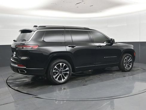 Used 2021 Jeep Grand Cherokee L Overland w/ Luxury Tech Group IV AWD/4WD image 33