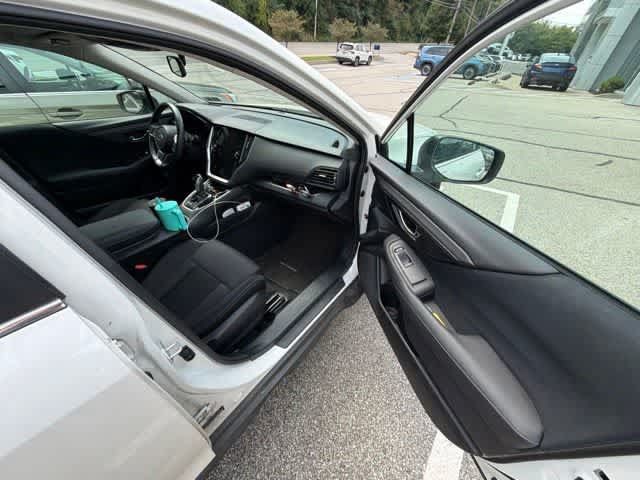 Used 2024 Subaru Outback Premium AWD/4WD image 24