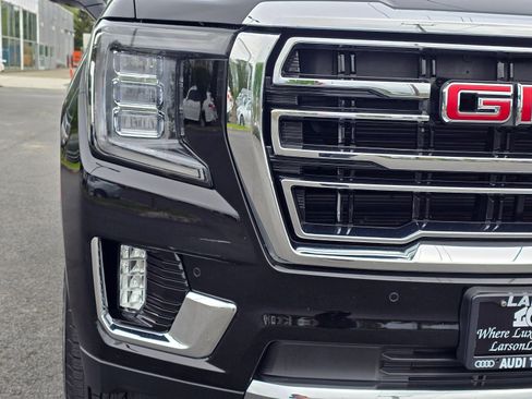Used 2024 GMC Yukon SLT w/ SLT Luxury Package AWD/4WD image 33