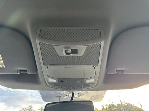 Used 2017 Ford F150 XLT w/ Equipment Group 302A Luxury image 18