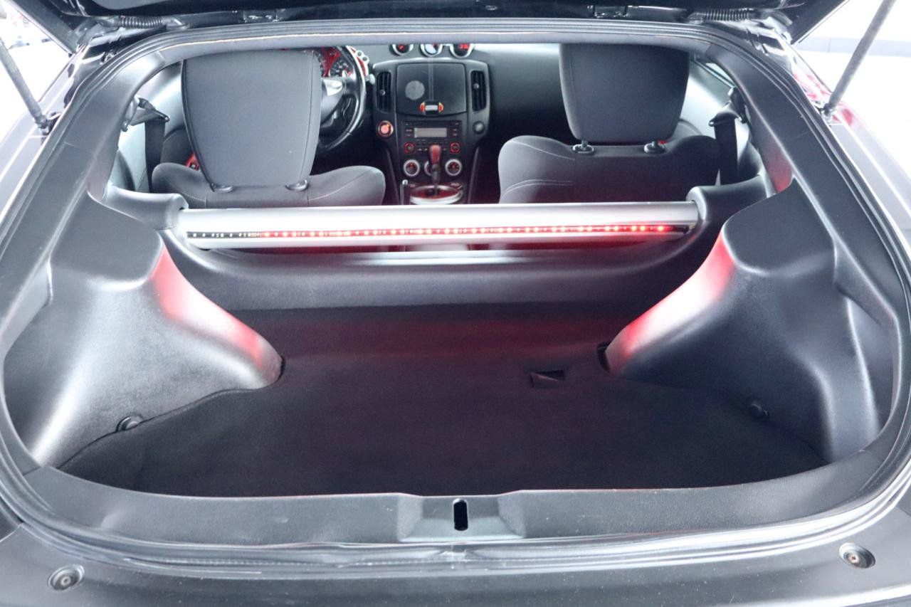 Used 2015 Nissan 370Z Coupe RWD image 35